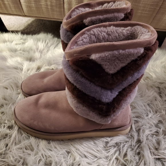Ugg Boots - Picture 3 of 4